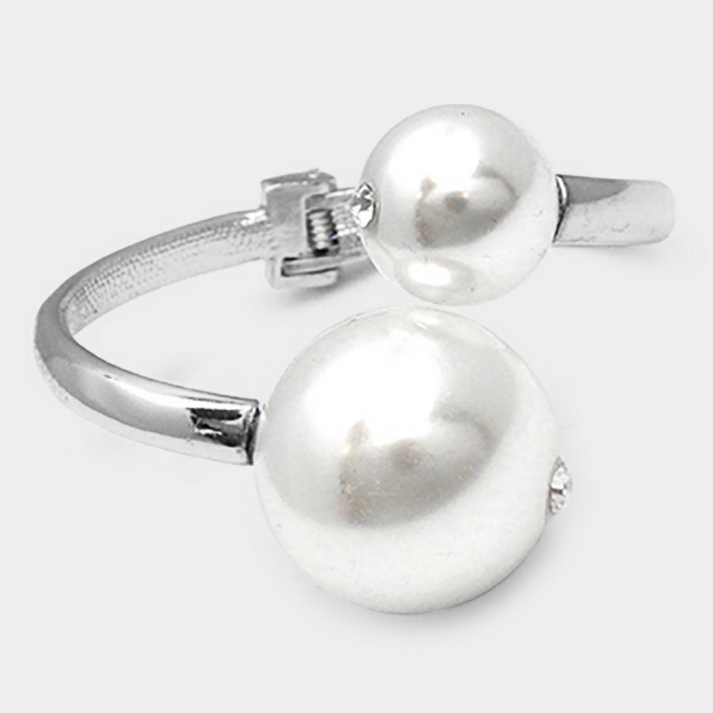 Big Silver White Pearl Rhinestone Hinged Bracelet 35$